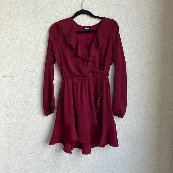 Express Dress - Picture 1 of 9